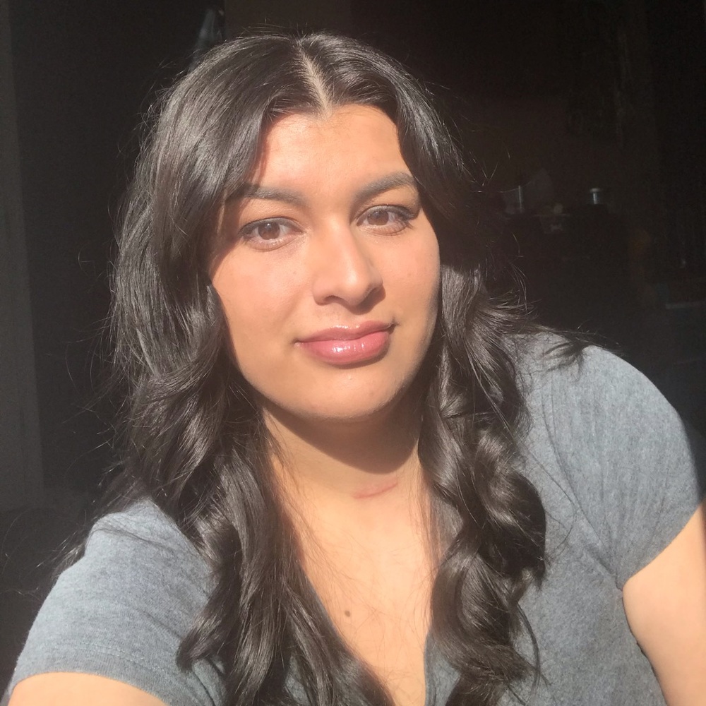 Meet your Posher, Angelica